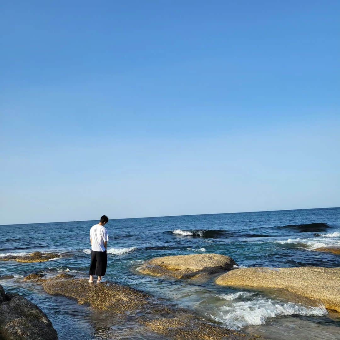 パク・ヒョヌさんのインスタグラム写真 - (パク・ヒョヌInstagram)「#여행 #바다 #데이트」7月10日 17時37分 - h.woo1121