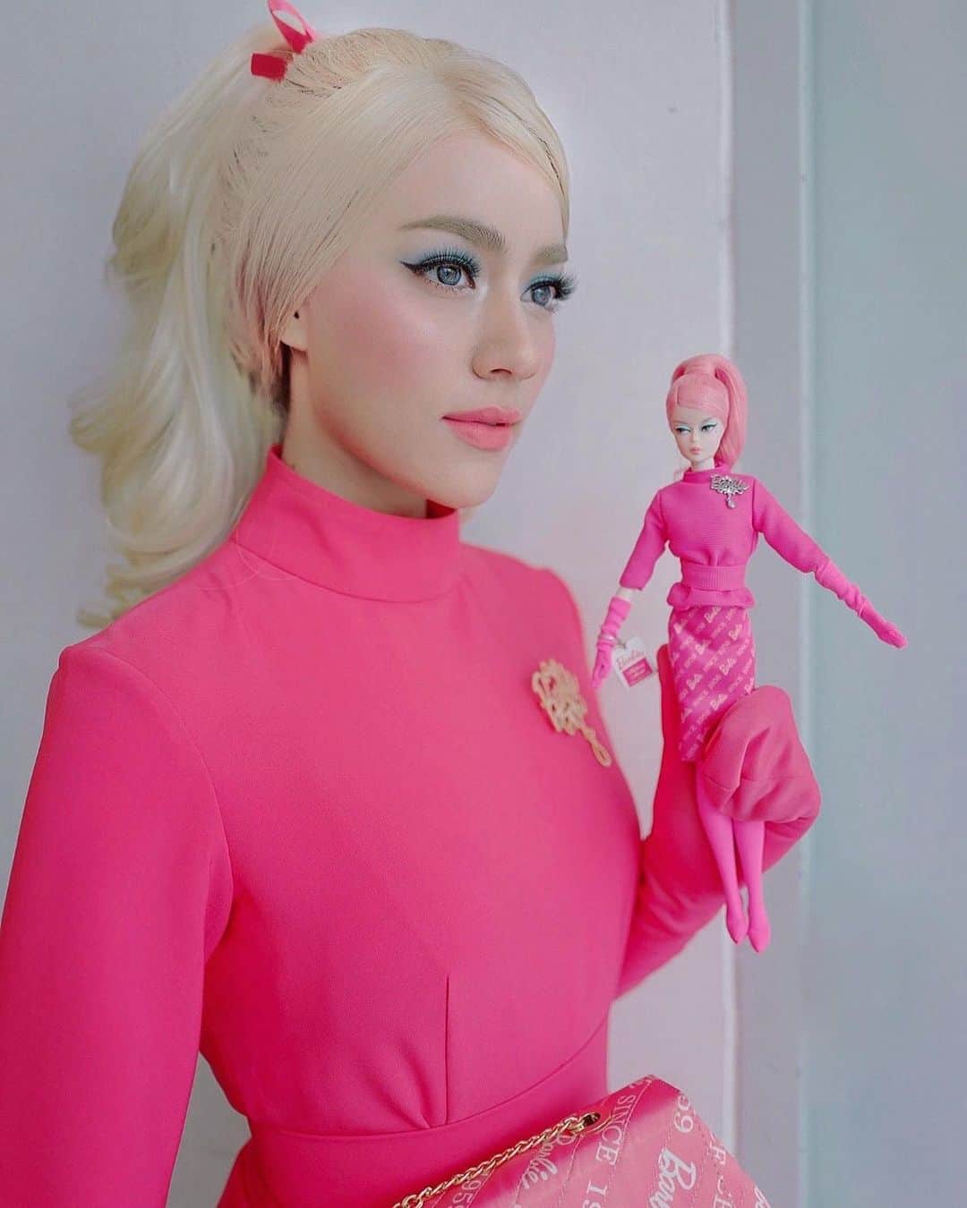 キンバリー・アン・ウォーテマス・ティアムシリのインスタグラム：「The Barbie fever got me posting this again 💖」