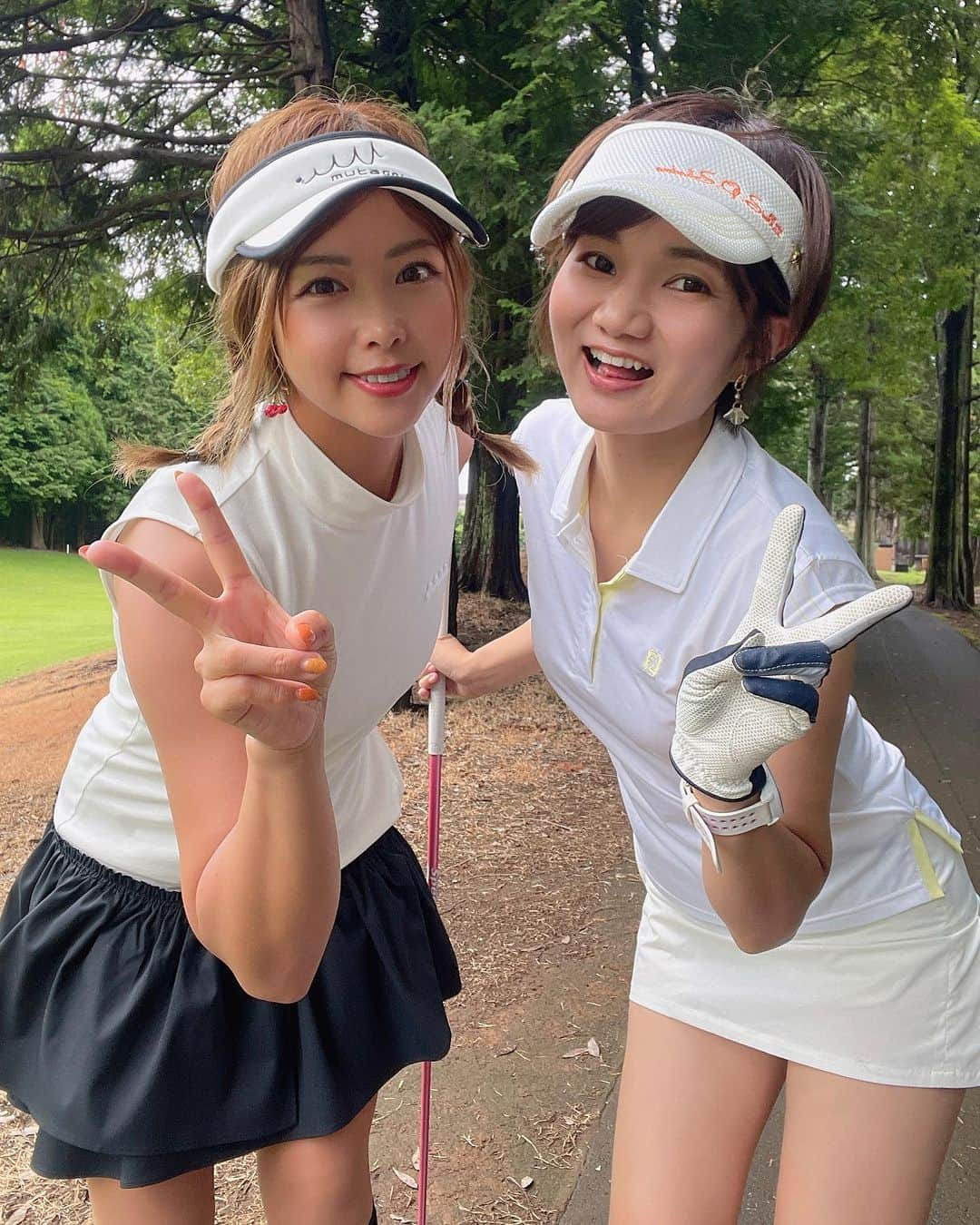 あおい夏海さんのインスタグラム写真 - (あおい夏海Instagram)「るみちゃんとさわちんと3人でゆるーく女子会ゴルフ🫶💕 @sawakooki  @rumi_official_0616   さわちんのピナちゃんもあっという間にもうすぐ2歳🙌‼️ 早いなぁ✨‼️‼️ 周りの友達だいぶ赤ちゃんラッシュでママになってて、みんなママちゃんとしてて凄い🥹💓 いつ私もママになってもいいように、 今をめいいっぱい楽しもうと思います☺️✨✨  この日のコーデは ムータのワンピース @muta__official   シルエットが可愛い🫶💓   #ゴルフ女子  #ママゴルファー  #ゴルフウェア  #ゴルフ場  #ゴルフコーデ #ゴルフ  #ゴルフファッション  #スポーツ女子」7月10日 20時00分 - natsumi.aoi