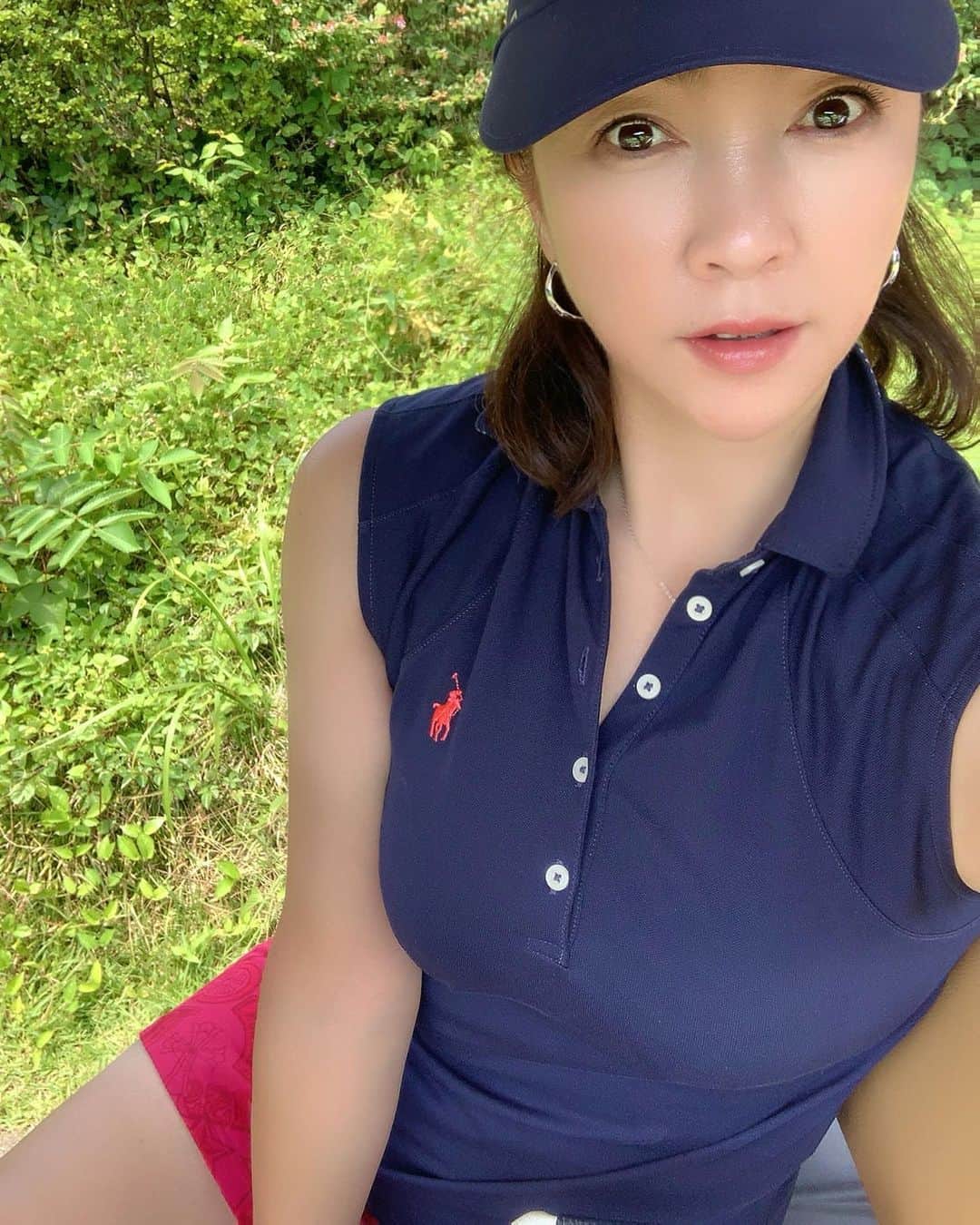 田中悦子さんのインスタグラム写真 - (田中悦子Instagram)「酷暑の中、 午後スルーで練習してきました⛳️ 前回がすごく良かったから 今日はもっといいスコアを出そうと力入っちゃったみたい😅 スコアは良くなかったけど 楽しかった❣️ 次は8月になっちゃうかな⛳️  汗でメイクとれとれ😅  #ゴルフ女子 #ゴルフ女子コーデ #ラルフローレン」7月10日 18時00分 - etsuko.reborn25