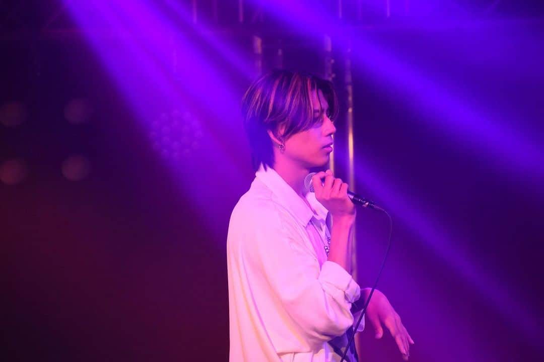 のインスタグラム：「🪻👾☂️  #live #広島 #shake」