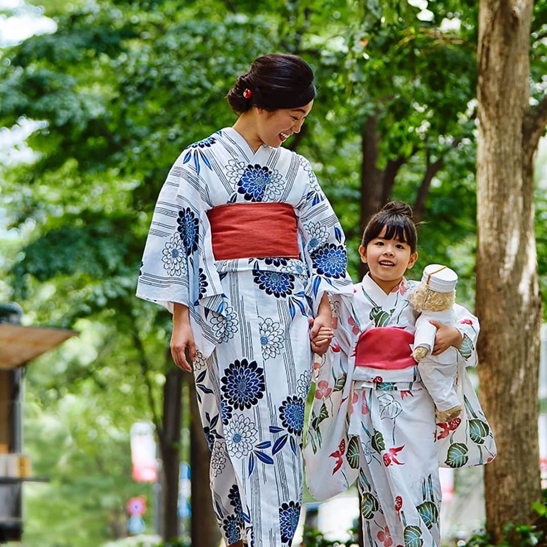 The Peninsula Tokyo/ザ・ペニンシュラ東京さんのインスタグラム写真 - (The Peninsula Tokyo/ザ・ペニンシュラ東京Instagram)「今年の夏は「東京サマーゲッタウェイ」宿泊プランでラグジュアリーな夏休みを過ごしてみませんか。皆さまのご来館をお待ちしております♪	  Enjoy a unique summer staycation in the heart of Tokyo. 🍧」7月10日 18時24分 - thepeninsulatokyo