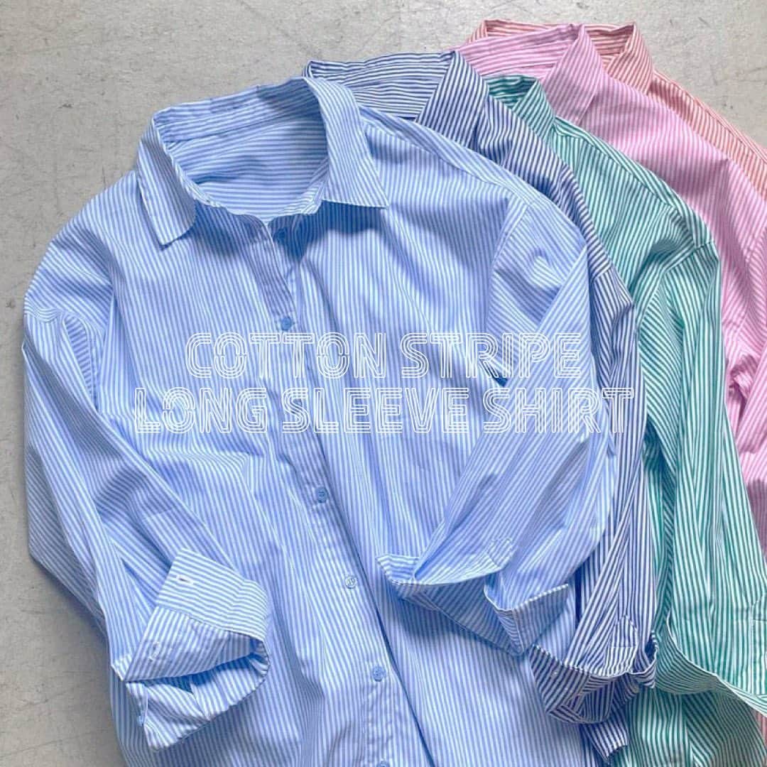 スピンズのインスタグラム：「\ 𝗡𝗲𝘄 𝗶𝘁𝗲𝗺 / ︎✿コットンストライプロングスリーブシャツ ￥3,289 tax in ⁡ 定番でどんなコーデにも合わせやすい ストライプシャツ🐋🌫 ⁡ 細めのストライプデザインが 女性らしさを演出し、発色のいいカラーで コーデのアクセントに🙌🏻💡 ⁡ 1枚持っておけば間違いなしな万能アイテムです◎ ⁡ 今回ご紹介したアイテムは 全国の𝗦𝗣𝗜𝗡𝗡𝗦店舗 𝗼𝗿 𝗦𝗣𝗜𝗡𝗡𝗦 𝗪𝗘𝗕 𝗦𝗧𝗢𝗥𝗘 にて購入できるので是非チェックしてね✍🏻✨ ⁡ #𝗦𝗣𝗜𝗡𝗡𝗦 #スピンズ #𝗼𝗼𝘁𝗱 #スタッフスナップ #𝗦𝗣𝗜𝗡𝗡𝗦スタッフ #プチプラコーデ #きょコ #夏コーデ #ストライプシャツ #シャツコーデ #カジュアルコーデ」