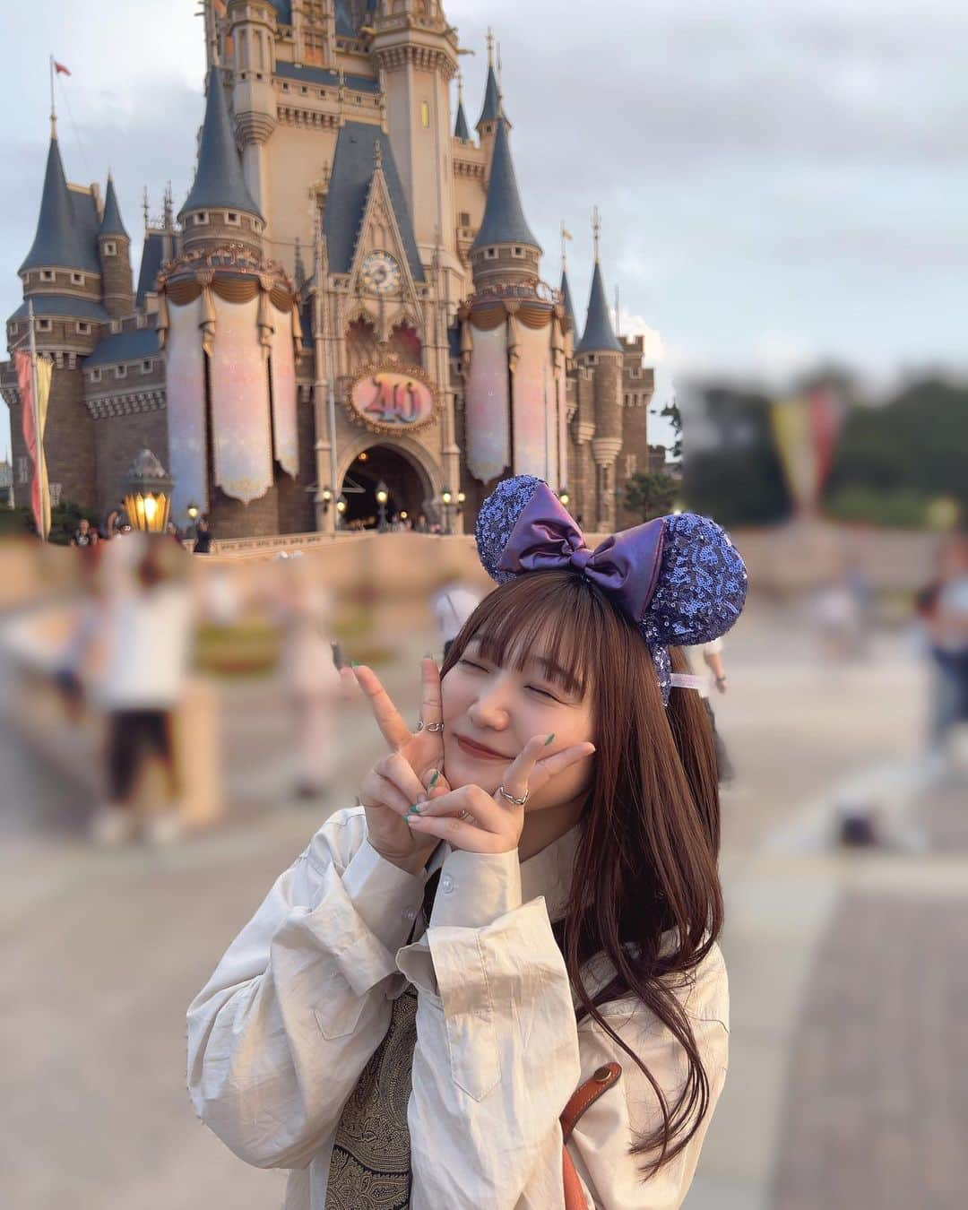 薄倉里奈さんのインスタグラム写真 - (薄倉里奈Instagram)「. . 40周年のシンデレラ城がかわいい♡」7月10日 18時43分 - rina_rina0927