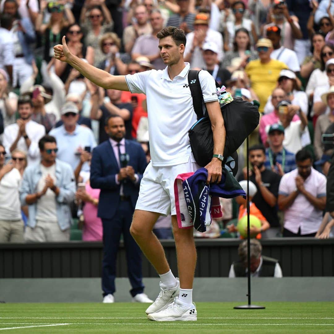 のインスタグラム：「I wanted to thank you all from the bottom of my heart for an amazing support🙏  It was a pleasure to share the court with @djokernole 🙏massive respect  @wimbledon see you next time, I will keep dreaming🏆  📸: Mike Hewitt/Getty Images | Daniel Leal/AFP」