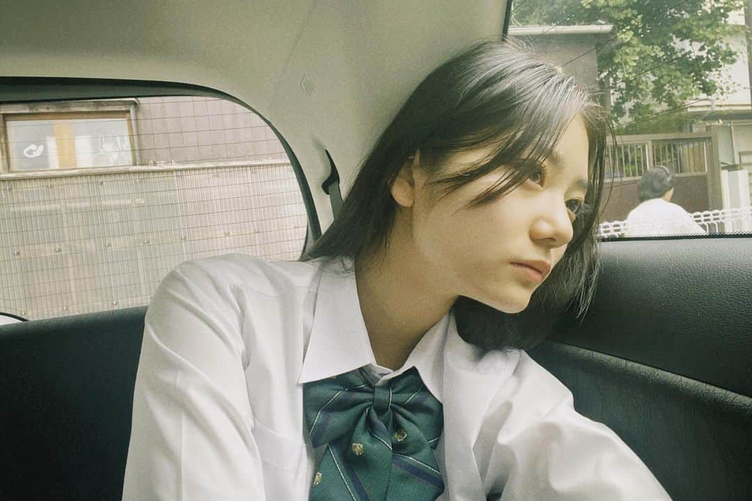 中心愛さんのインスタグラム写真 - (中心愛Instagram)「最近制服着るのが多いです  #制服 #撮影 #film」7月10日 21時01分 - corocoro0317