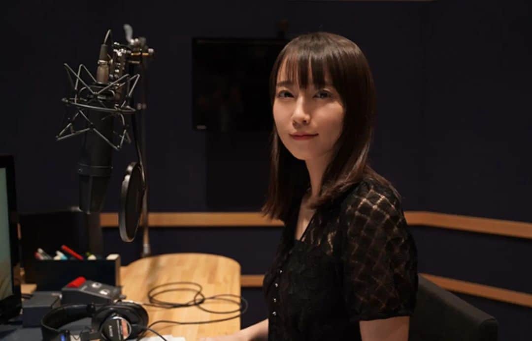 のインスタグラム：「里帆ちゃん、りほらーの皆様今日も１日お疲れ様でした！(*´ー｀*)  そして里帆ちゃんストーリー更新ありがとうございます😍  やっぱりハワイスペシャル編やったんですねー(*>ω<*) コロナも落ち着いたし  また里帆ちゃんが海外でリフレッシュ出きると思うとこっちまで幸せなります😍😍  #吉岡里帆 #吉岡里帆かわいすぎ #吉岡里帆ちゃん」