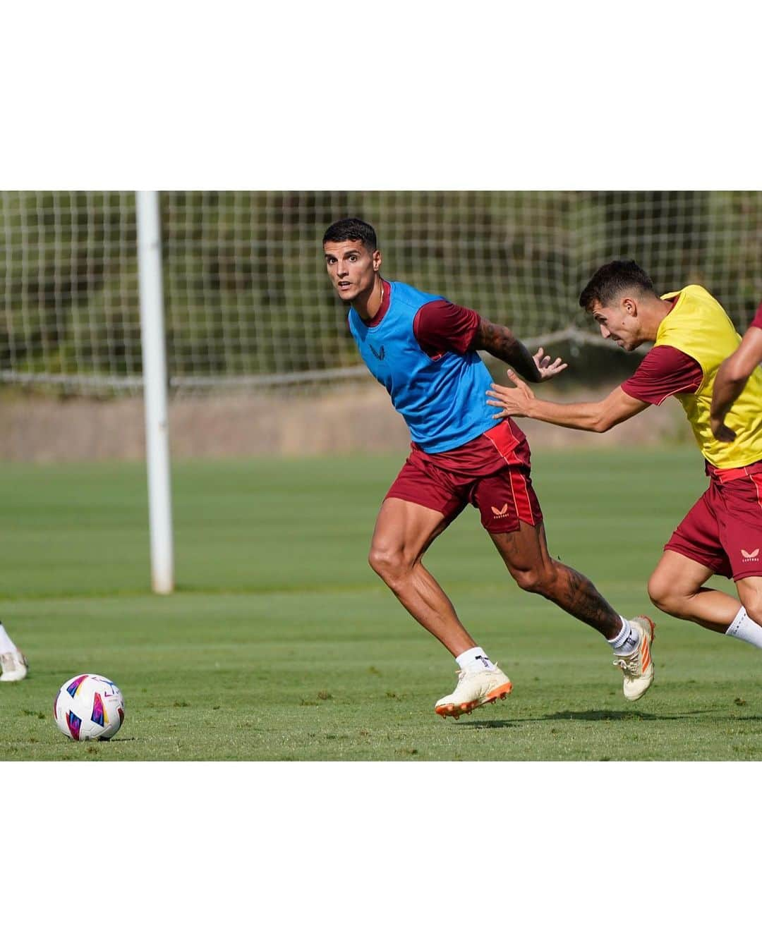 エリク・ラメラさんのインスタグラム写真 - (エリク・ラメラInstagram)「Arrancamos ⚡️⚽️」7月10日 21時54分 - eriklamela