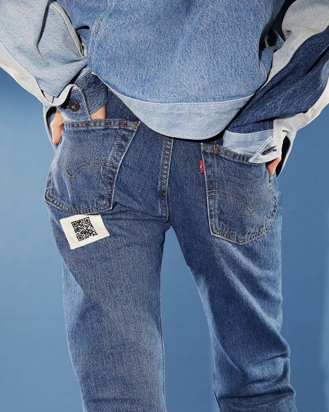 Levi’sのインスタグラム：「These Highsnobiety-exclusive jeans celebrate 150 years of Levi's 501®  Without the Levi's 501®, the history of denim (and fashion as a whole) would look a lot different.  The model was the first-ever pair of contemporary blue jeans, launched after founders of the brand, Levi Strauss and Jacob Davis, received patent number 139,121 in May 1873. And to celebrate the 150-year anniversary of that occasion, we've created our own version of the jeans.  On the back of each pair, a QR code can be found on a woven patch below the left back pocket. Explaining his personal affinity with 501® jeans and its history in Highsnobiety's hometown of Berlin, a scan of this QR code presents our very own Vice President of Creative & Buying: Herbert Hofmann.   The Levi's 501® will be available on the @highsnobietyshop on Wednesday, 12th July.」