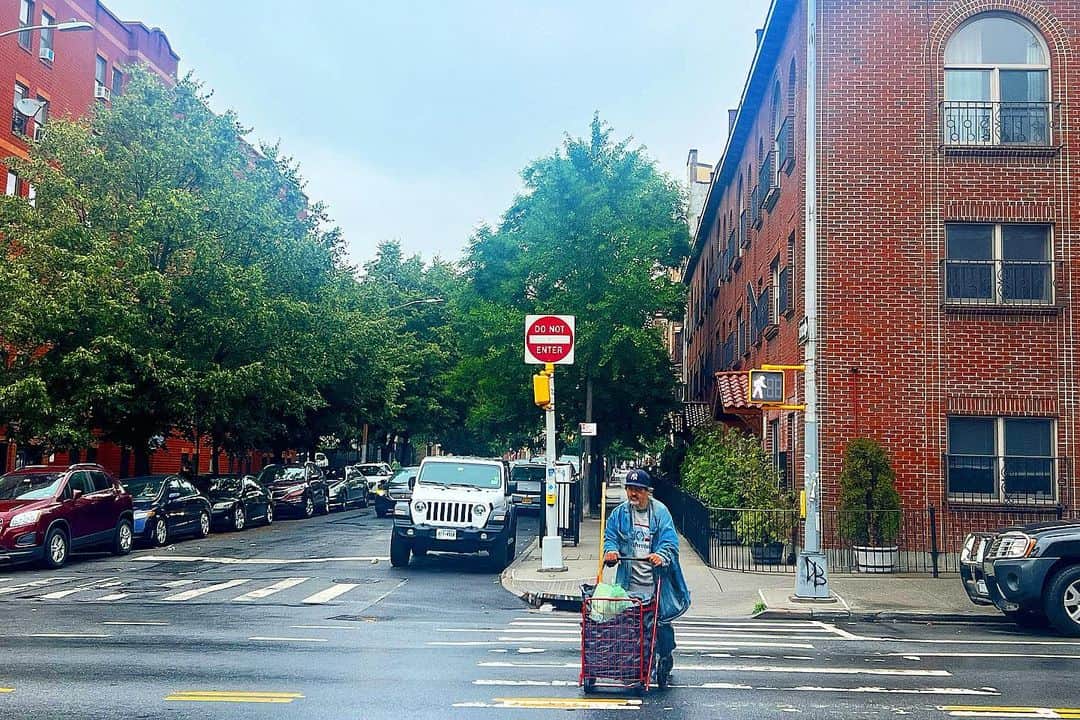 ヒコロヒーさんのインスタグラム写真 - (ヒコロヒーInstagram)「ブルックリンは大国町から新今宮に行く道に似てた」7月10日 22時07分 - hiccorohee