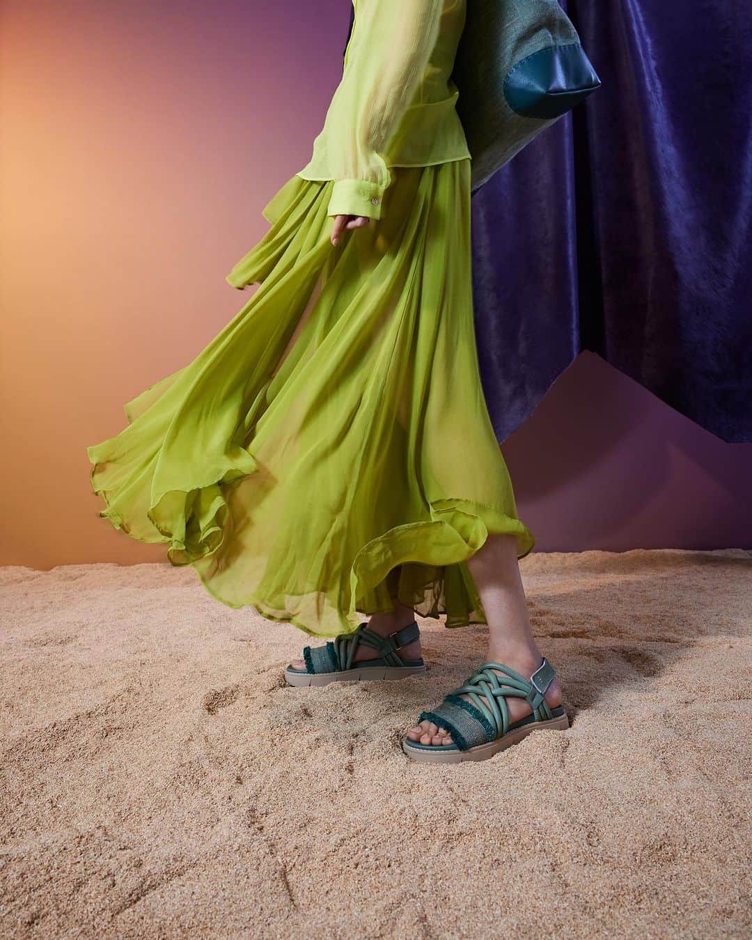 のインスタグラム：「You won’t be ready for summer holidays until you’ve bought our brand new sandals!  Tap the link in bio for more   #henrybeguelin #springsummer #green」