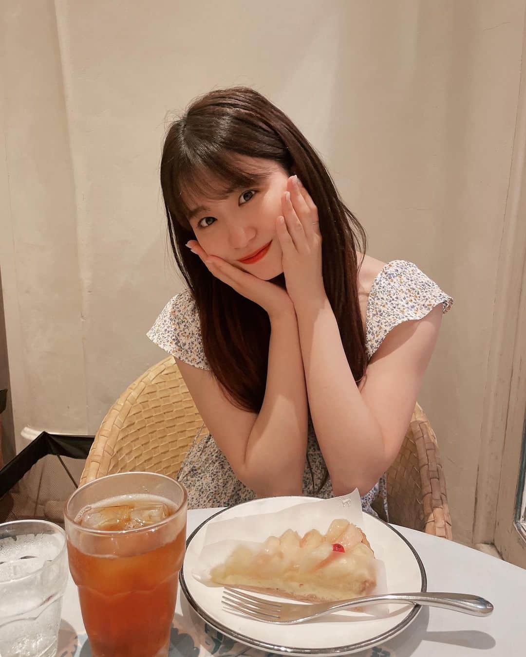 浅倉樹々のグルメインスタ