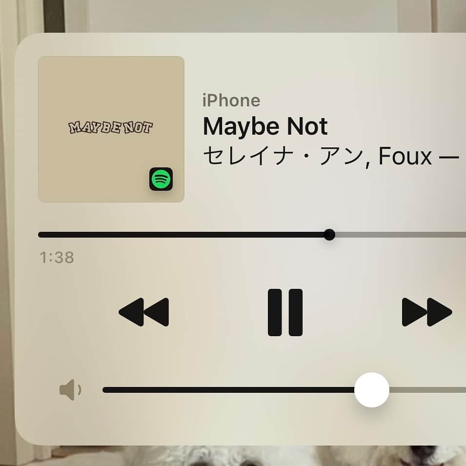 のインスタグラム：「new song link in bio. プロフィールのリンクから新曲聴いてくださいな。」