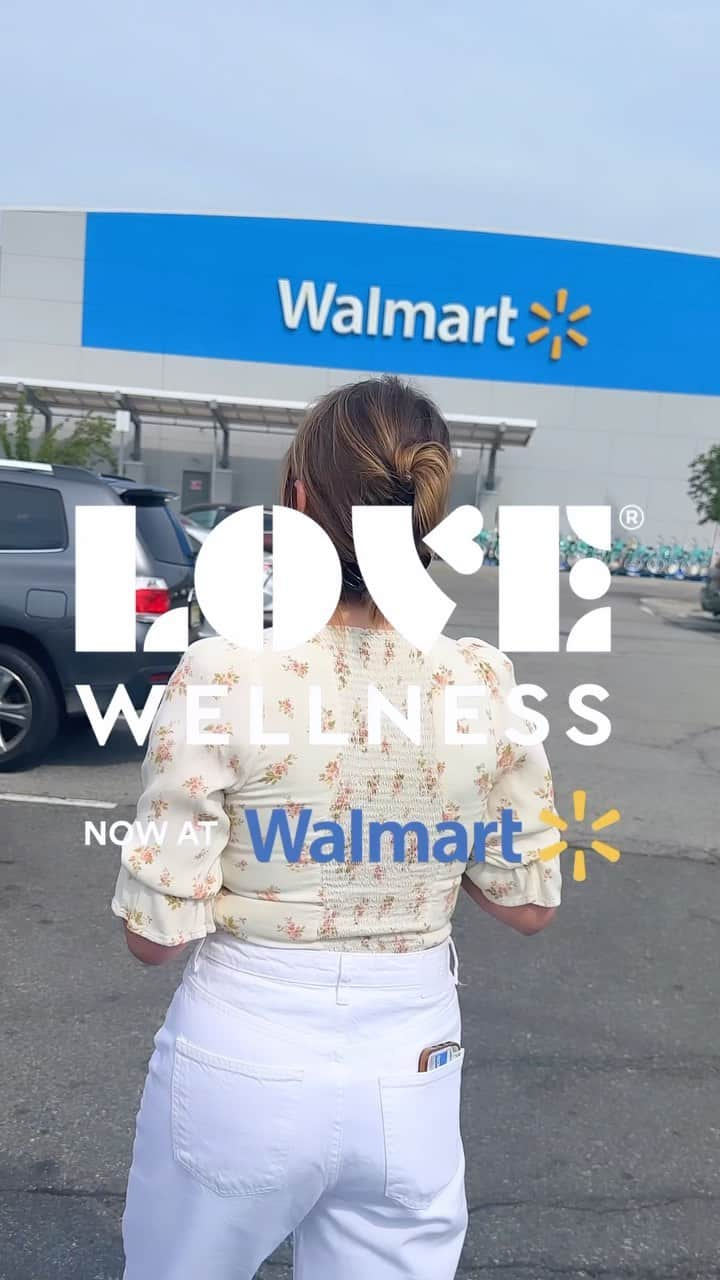 ロー・ボスワースのインスタグラム：「📣BIG NEWS 📣 You can officially find us in your local @walmart store! 💙  We’re now in Walmart stores across the nation! Get excited to pick us up in the Digestive Health aisle during your next errand run to prep your gut and vagina for summer! 🛒  The Summer of Love Wellness starts now!」