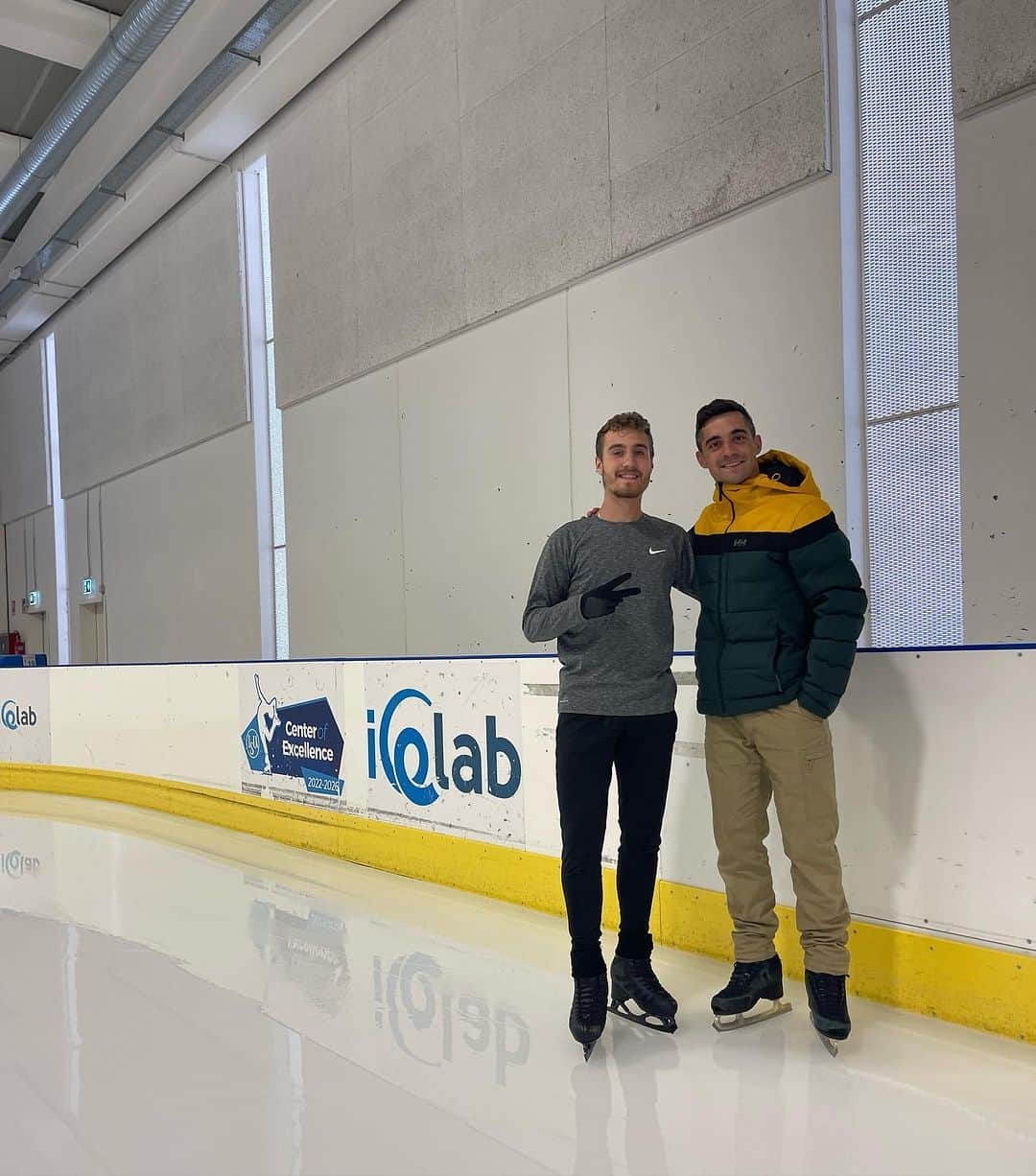 ハビエル・フェルナンデスのインスタグラム：「Matteo Rizzo and Javier Fernandez, two great champions, together on the same ice this week in IceLab 📍 Bergamo.  Javier is joining us as guest coach this week ! Make sure to book your private lesson on time, contact our office or write an email to segreteriabergamo@ice-lab.it 📧   #icelabcenterofexcellence #icelab #javierfernandez」