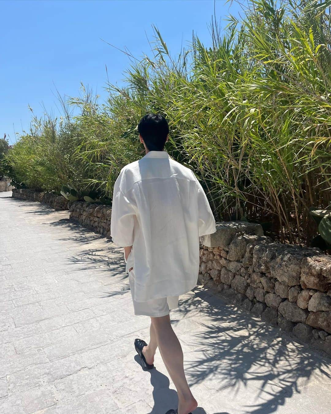 ドヨンさんのインスタグラム写真 - (ドヨンInstagram)「🏊🏻‍♂️😎  #DGAltaSartoriaxDOYOUNG #DGxDOYOUNG」7月10日 23時47分 - do0_nct