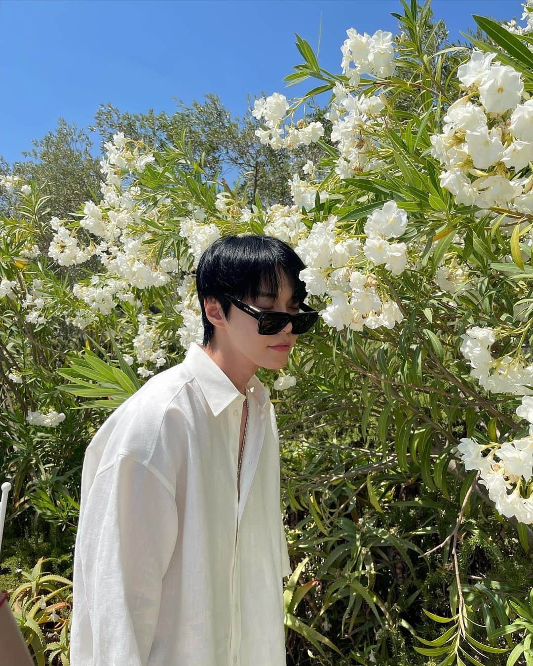 ドヨンさんのインスタグラム写真 - (ドヨンInstagram)「🏊🏻‍♂️😎  #DGAltaSartoriaxDOYOUNG #DGxDOYOUNG」7月10日 23時47分 - do0_nct