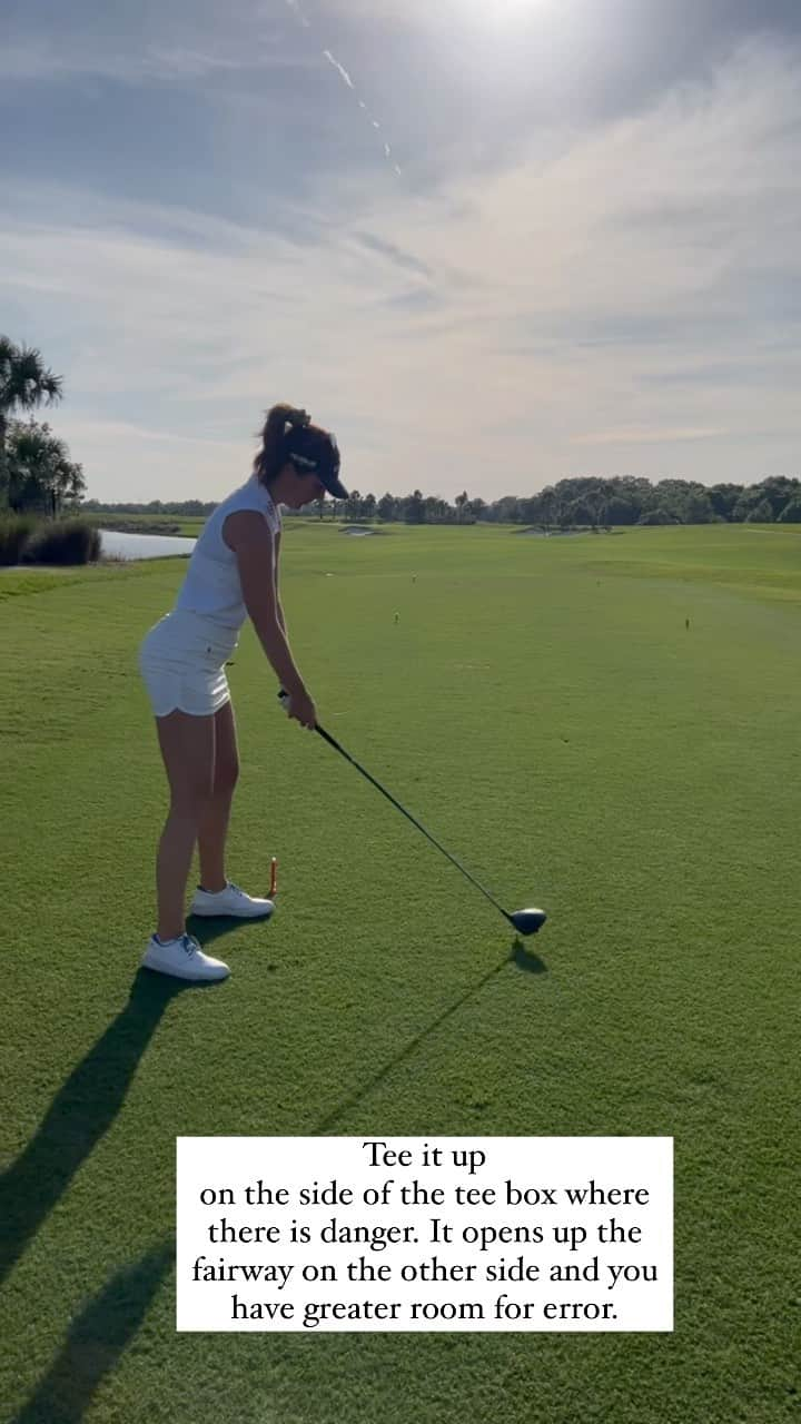 サンドラ・ガルのインスタグラム：「Didn’t realize how much I’ve done this on autopilot until someone recently asked me about it. Go ahead and try it and feel more relaxed on the tee box 💪🏻」