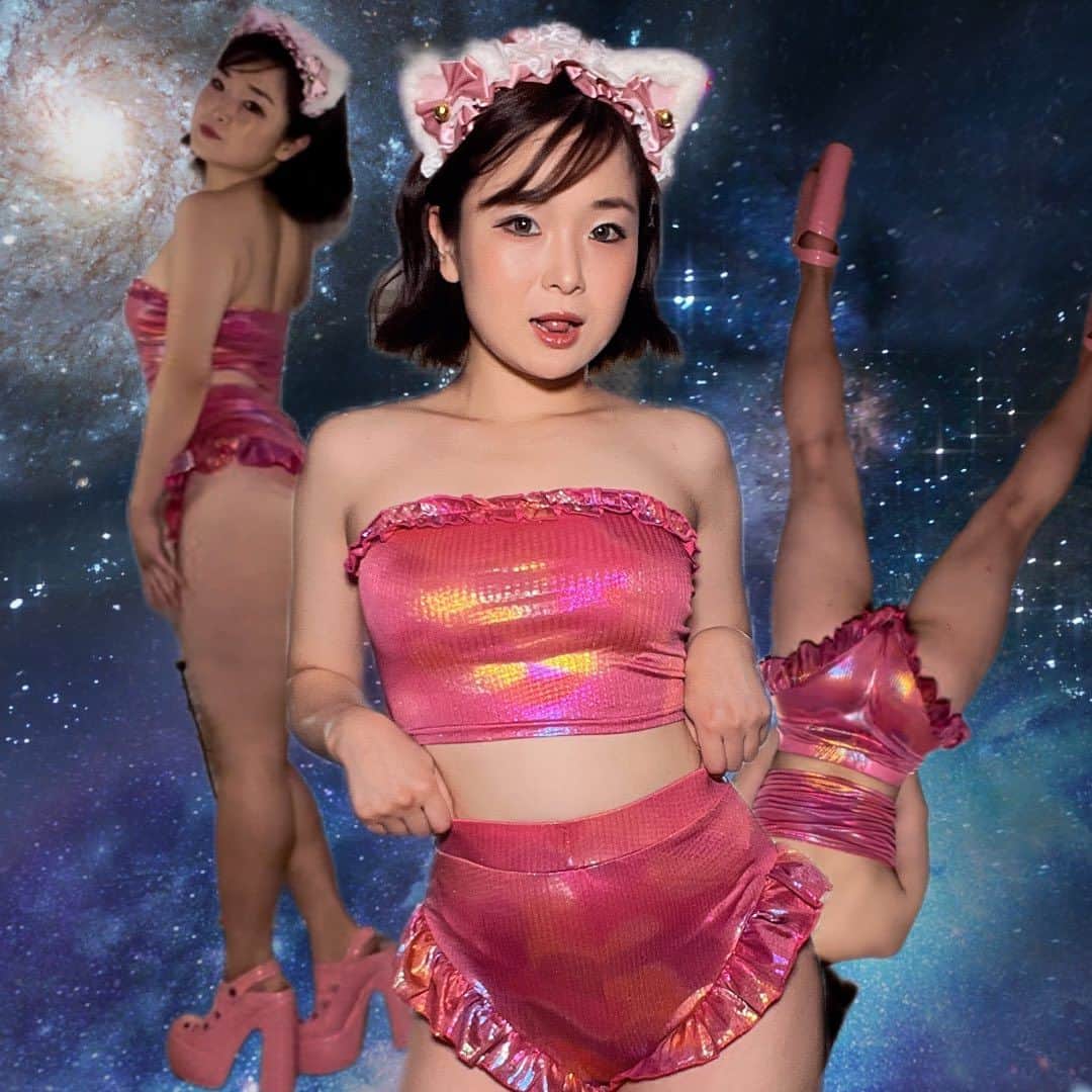 井内里菜のインスタグラム：「#japanese #catcostume #pink」