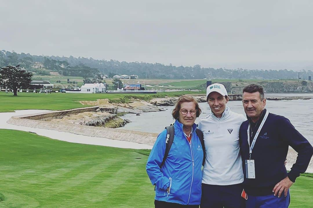 カルロタ・シガンダさんのインスタグラム写真 - (カルロタ・シガンダInstagram)「Gracias a @uswomensopen por una gran semana en Pebble Beach! He disfrutado mucho jugando este campo. T20  Seguimos 💪💪💪  Thank you @uswomensopen for a great week at Pebble Beach and for elevating women’s golf to the next level! Really enjoyed playing this iconic course. T20 for the week.」7月11日 0時19分 - carlotagolf