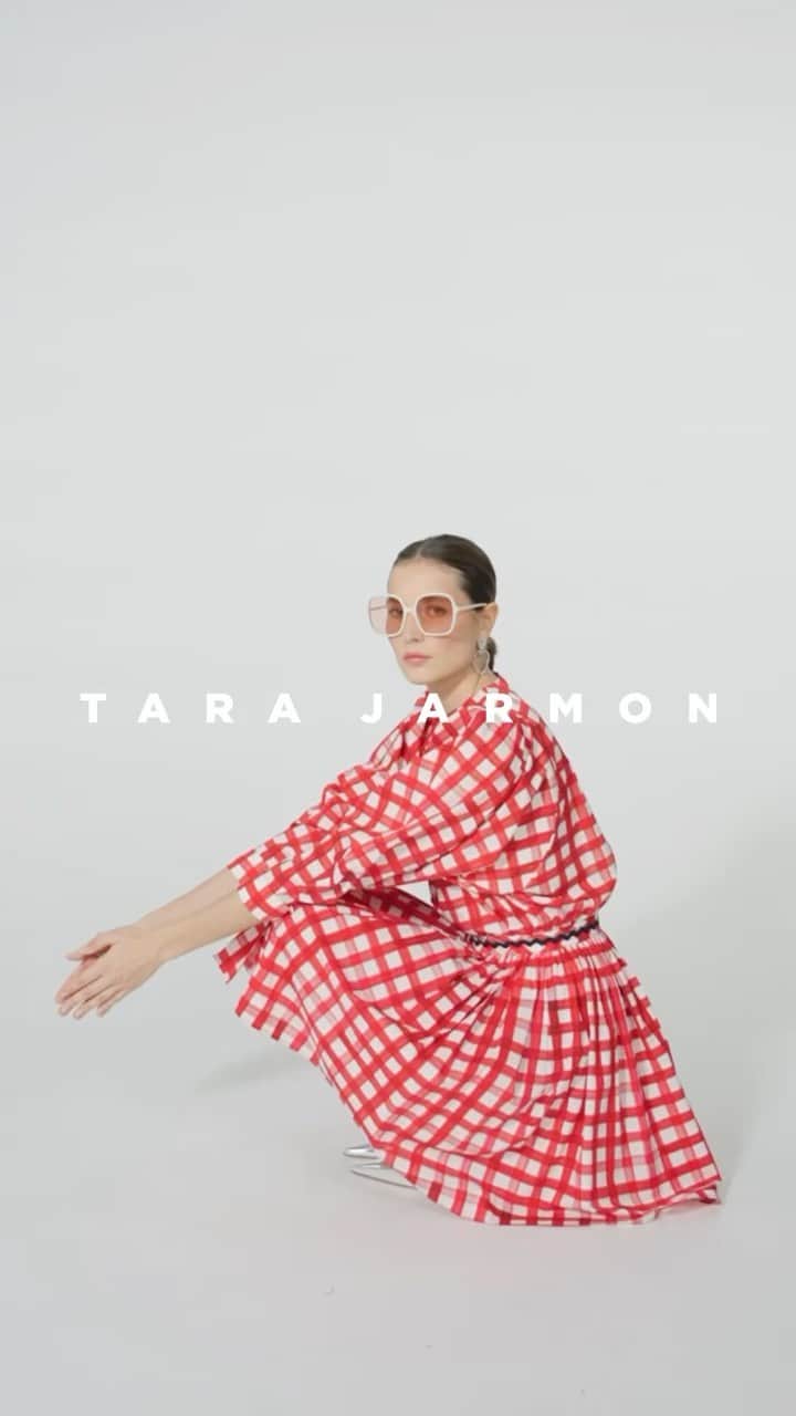 タラジャーモンのインスタグラム：「Vichy lovers ❤️  #tarajarmon #fashion #PE23」
