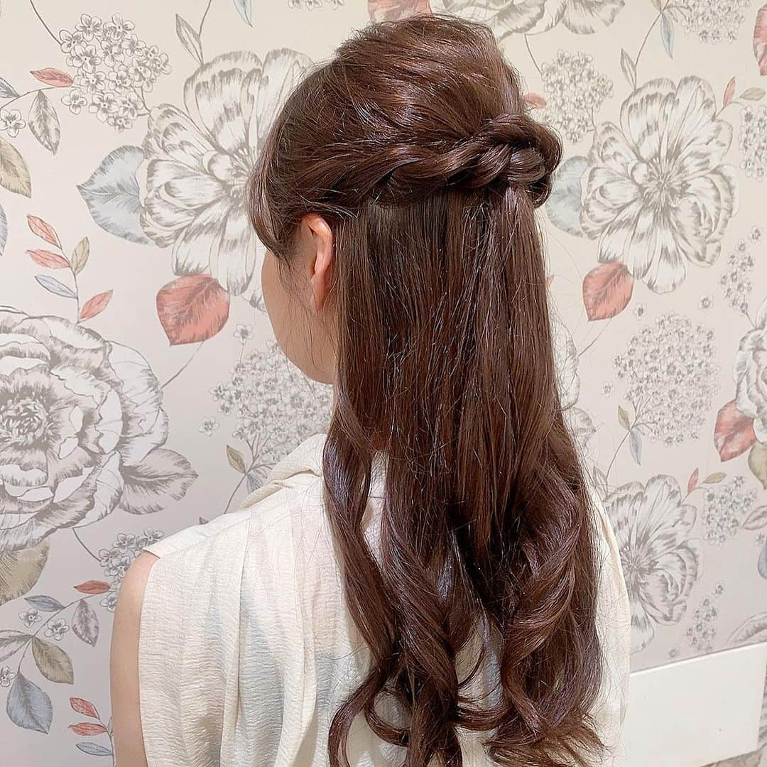 樋田かおりのインスタグラム：「週3取材でした📸🥰  #ツイスト #ヘアセット　#hair #トークナビ　#取材 #起業 #日記  #感謝 #話し方　 #女子アナ広報室 #アナウンサー  #キャリア #フリーアナウンサー #女子アナ #セカンドキャリア #地方局　#司会者募集  #広報　#研修　#司会 #司会者検定 #日本アナウンサーキャリア協会」