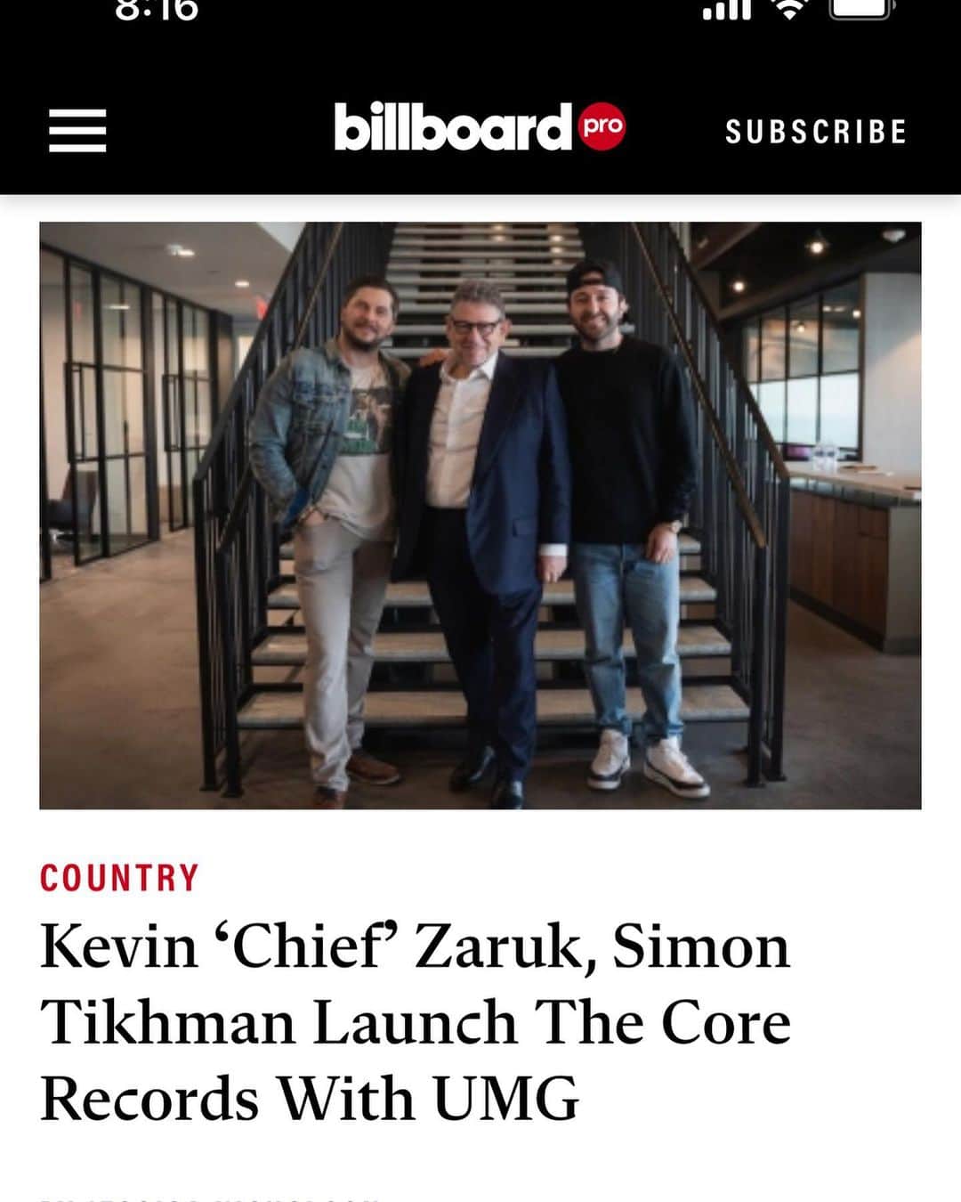 エリン・フォスターのインスタグラム：「NOW THAT I THINK ABOUT IT, IVE ALWAYS WANTED A RECORD DEAL.」