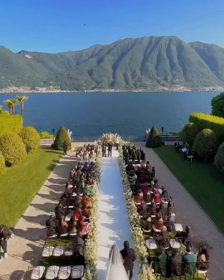 Wedding ?のインスタグラム：「Which one is your favorite?」
