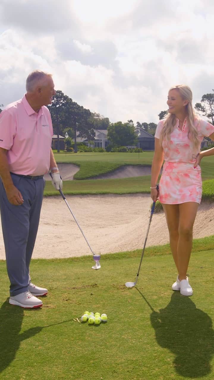 ブレア・オニールのインスタグラム：「Practice your precision around the greens! 🍷🌿 @blaironealgolf and @martinhallgolf show the secret to opening your club face with wedges for incredible shots around the green.  Watch an all-new episode of “School of Golf” using the link in our bio!」