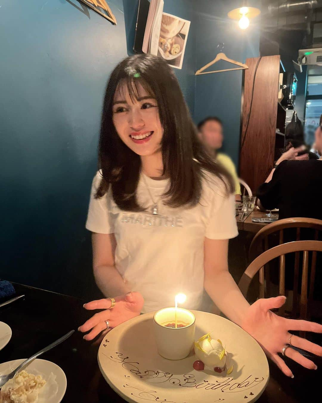 佐久間采那さんのインスタグラム写真 - (佐久間采那Instagram)「.  🫶🫶  #birthday #mybirthday🎂 #birthdaycake #25 #25yearsold #25歳 #0626 #20230626 #instadaily #생일 #생일케이크」7月11日 3時38分 - sakuma_ayana