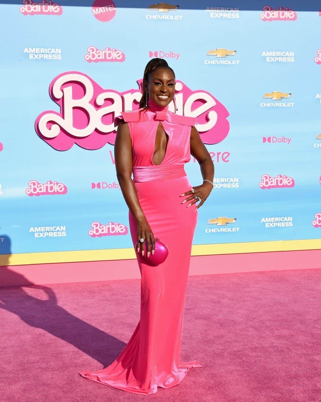 Fashion Weekさんのインスタグラム写真 - (Fashion WeekInstagram)「In #Barbie we trust. Stars gathered for the premiere of the Barbie movie in #LA. From #MargotRobbie in #Schiaparelli, #NickiMinaj in #Alaia, #DuaLipa in custom #BottegaVeneta, #BillieEilish in a Ken-inspired ensemble, and more, enjoy our red carpet roundup.」7月11日 4時01分 - fashionweek