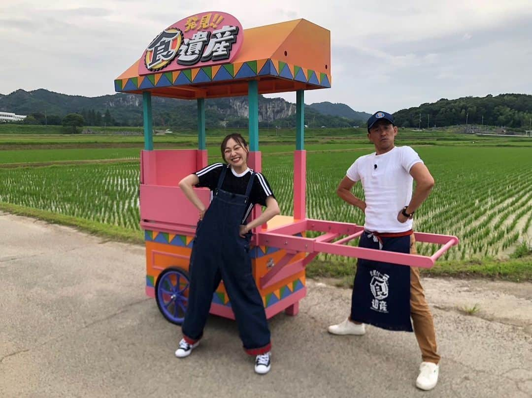 石田靖さんのインスタグラム写真 - (石田靖Instagram)「テレビ大阪⑦ 「発見‼️食遺産」 ゲストの須田亜香里さんと 明石&加西で食遺産探し〜 OAお楽しみに #テレビ大阪 #発見食遺産 #明石グルメ #魚の棚商店街  #黒谷商店 #明石浦漁港 #加西グルメ #北条鉄道 #播磨下里駅  #ぬくもり亭 #夢王 #大橋農園 #はりまる #須田亜香里 #石田靖 #一期一笑」7月11日 7時32分 - yasulog