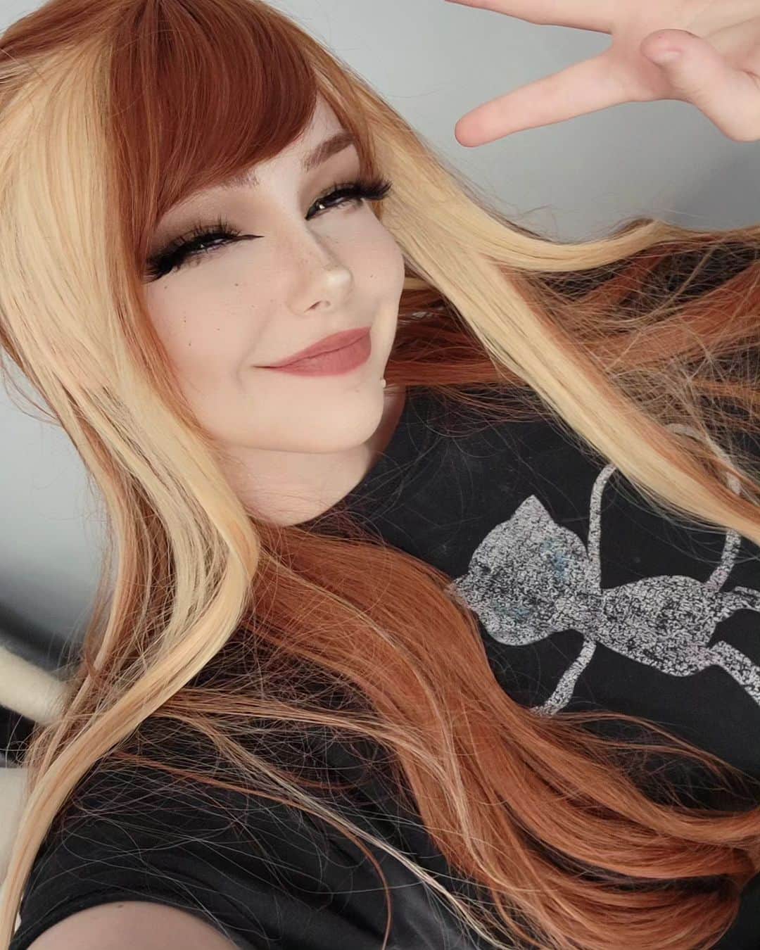 Nicole Eevee Davisさんのインスタグラム写真 - (Nicole Eevee DavisInstagram)「I mained Mew on Pokemon Unite and