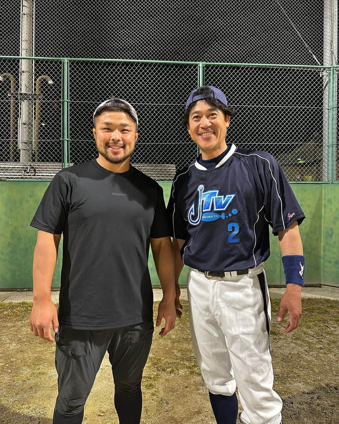 小林悠輔のインスタグラム：「. 少し前に野球界のレジェンド 城島さんと野球⚾️ #城島健司」