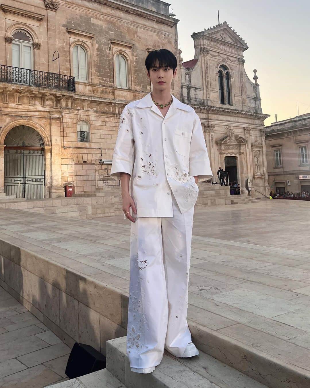 NCTさんのインスタグラム写真 - (NCTInstagram)「#DOYOUNG   #도영 @do0_nct  #DGAltaSartoriaxDOYOUNG  #DOYOUNGxDG #DGxDOYOUNG  #DolceGabbana #돌체앤가바나 @dolcegabbana  #NCT #NCT127」7月11日 8時16分 - nct