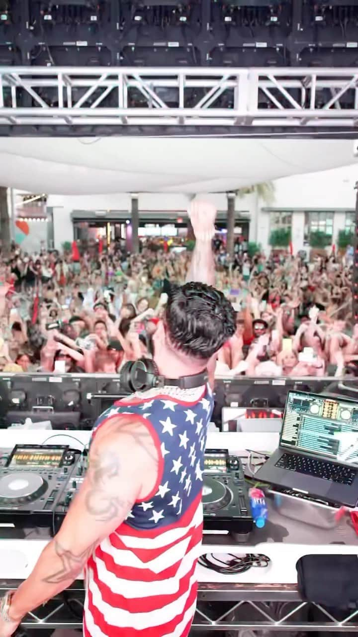 Pauly Dのインスタグラム：「The Weather Was Hot In Arizona But This 4th Of July Party Was Hotter!!!! 🇺🇸🙌🔥」