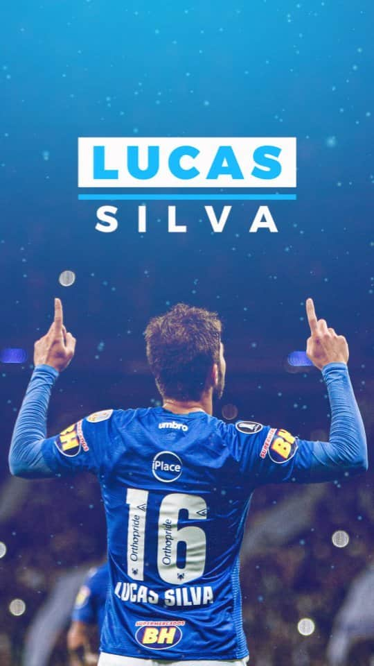 ルーカス・シウヴァ・ボルジェスのインスタグラム：「De volta pra casa 🦊👑💙🤍  #LS16 #Cruzeiro」