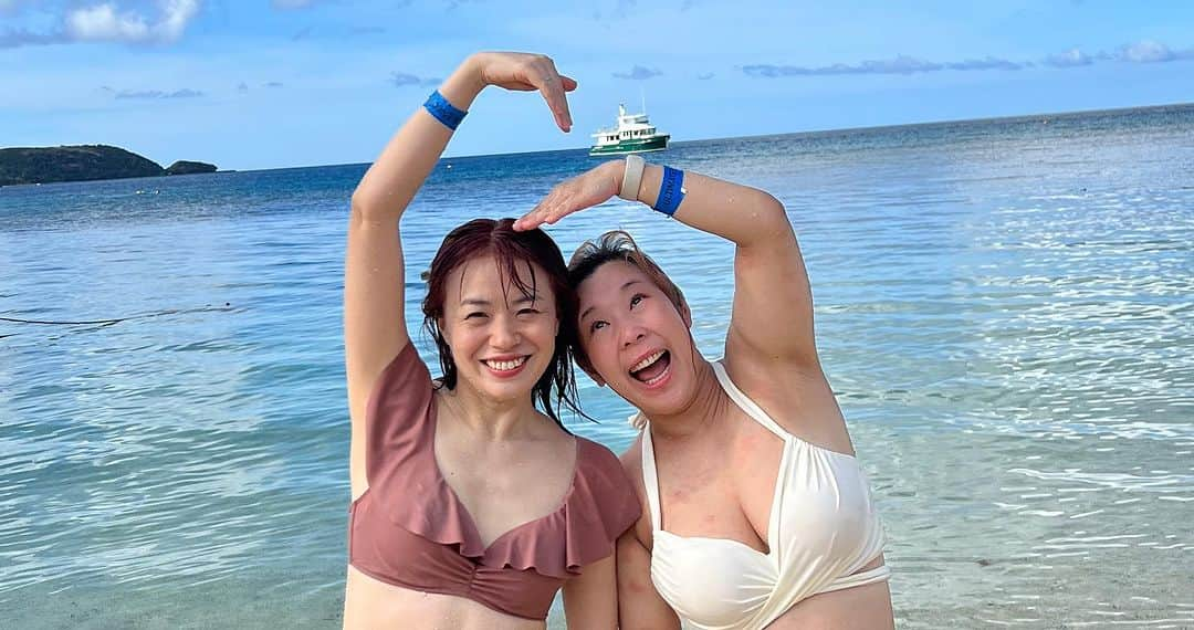 芳賀恵子さんのインスタグラム写真 - (芳賀恵子Instagram)「今から帰ります✨  とにかくサイコーの旅でした❣️  また来るぜ、フィジー🇫🇯  ※私たちのように、直行便の金曜日夜日本出て、火曜日昼発で帰る観光客が多いみたい✨ そして、丸１日あるスケジュールは島に行くのを強くオススメします❣️」7月11日 9時36分 - aoi_star_angel