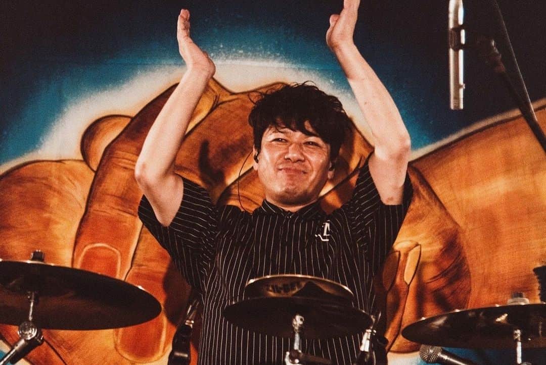 HIROSHIさんのインスタグラム写真 - (HIROSHIInstagram)「The BONEZ 10th Anniversary Tour  “47 AREAS” 高松DIME みんなありがとう  photo @nekozephoto」7月11日 11時28分 - hirorinq