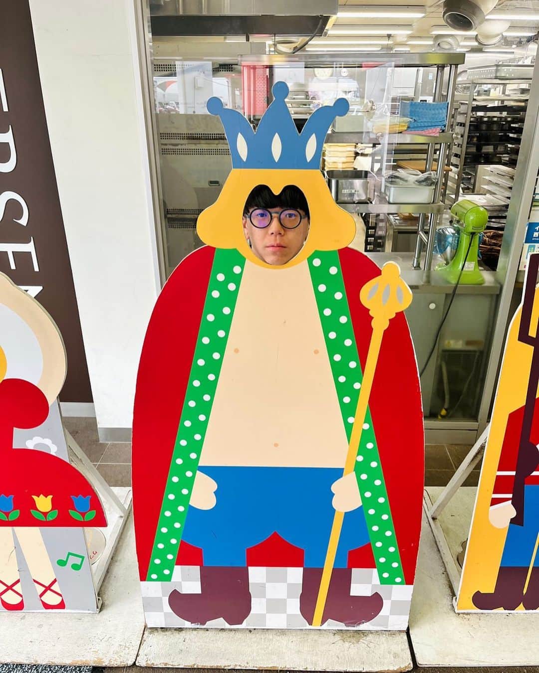 のインスタグラム：「The Emperor's New Clothes」