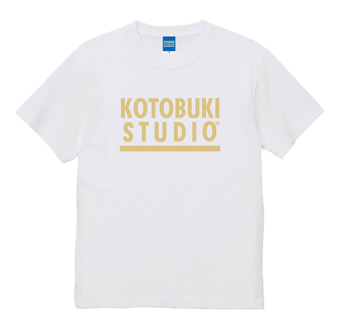 江口寿史さんのインスタグラム写真 - (江口寿史Instagram)「続いてお馴染みのKOTOBUKI STUDIO Tシャツ。これまでぼくの展示や、かせきさいだあさん& BEAMSとのコラボ等で何色ものバージョンを出してきましたが、今年は「黒に銀ロゴ」と「白に金ロゴ」。あったようでなかった、自分が欲しかったやつ😁」7月11日 12時22分 - egutihisasi