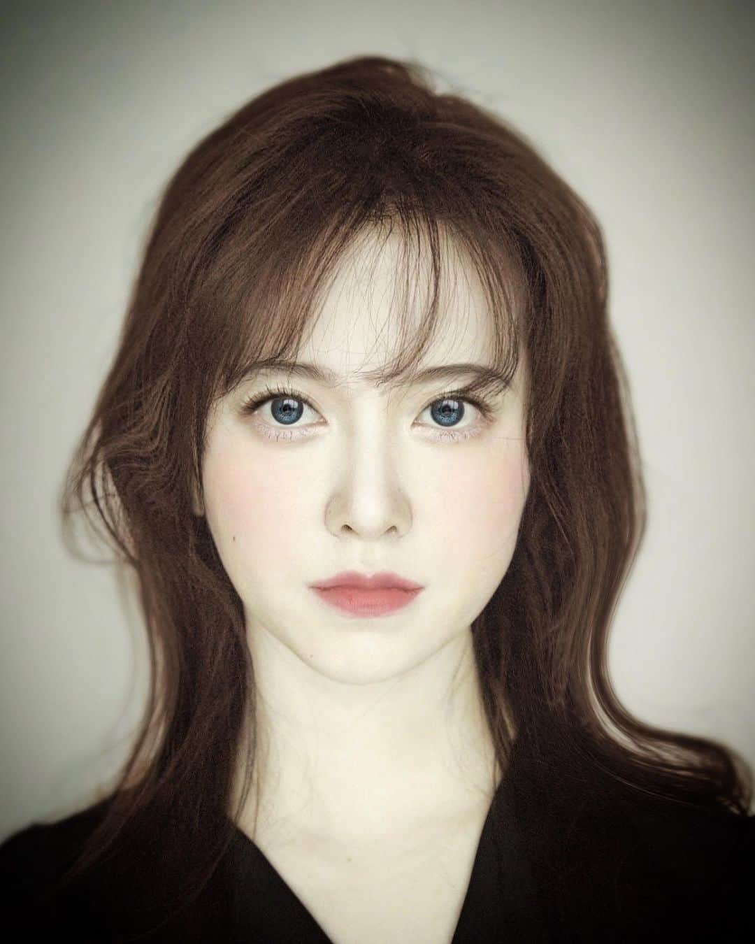 ク・へソンのインスタグラム：「증명사진.」