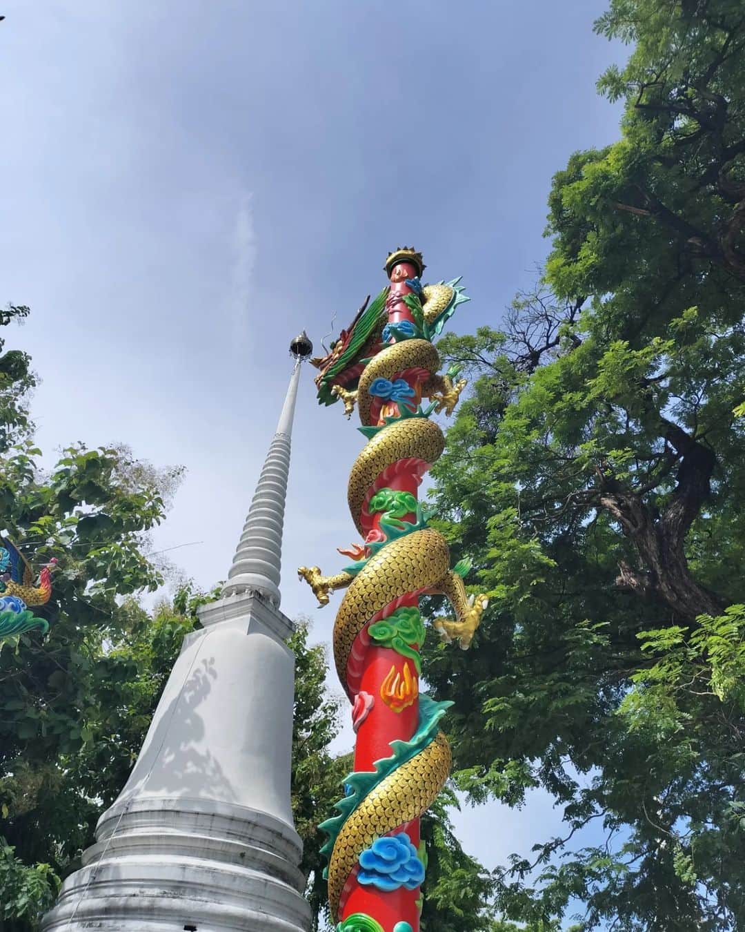 Loxyさんのインスタグラム写真 - (LoxyInstagram)「コップンカー!🇹🇭 ☀晴れたから寺院へ、、、 Wat Chana Songkhram ワットチャナソンクラムラチャウォラマハウィハーン  🇹🇭🇹🇭🇹🇭🇹🇭🇹🇭🇹🇭🇹🇭🇹🇭  #バンコク#タイ#旅行#スコール#thai#bangkok #trip」7月11日 12時51分 - dancerloxy