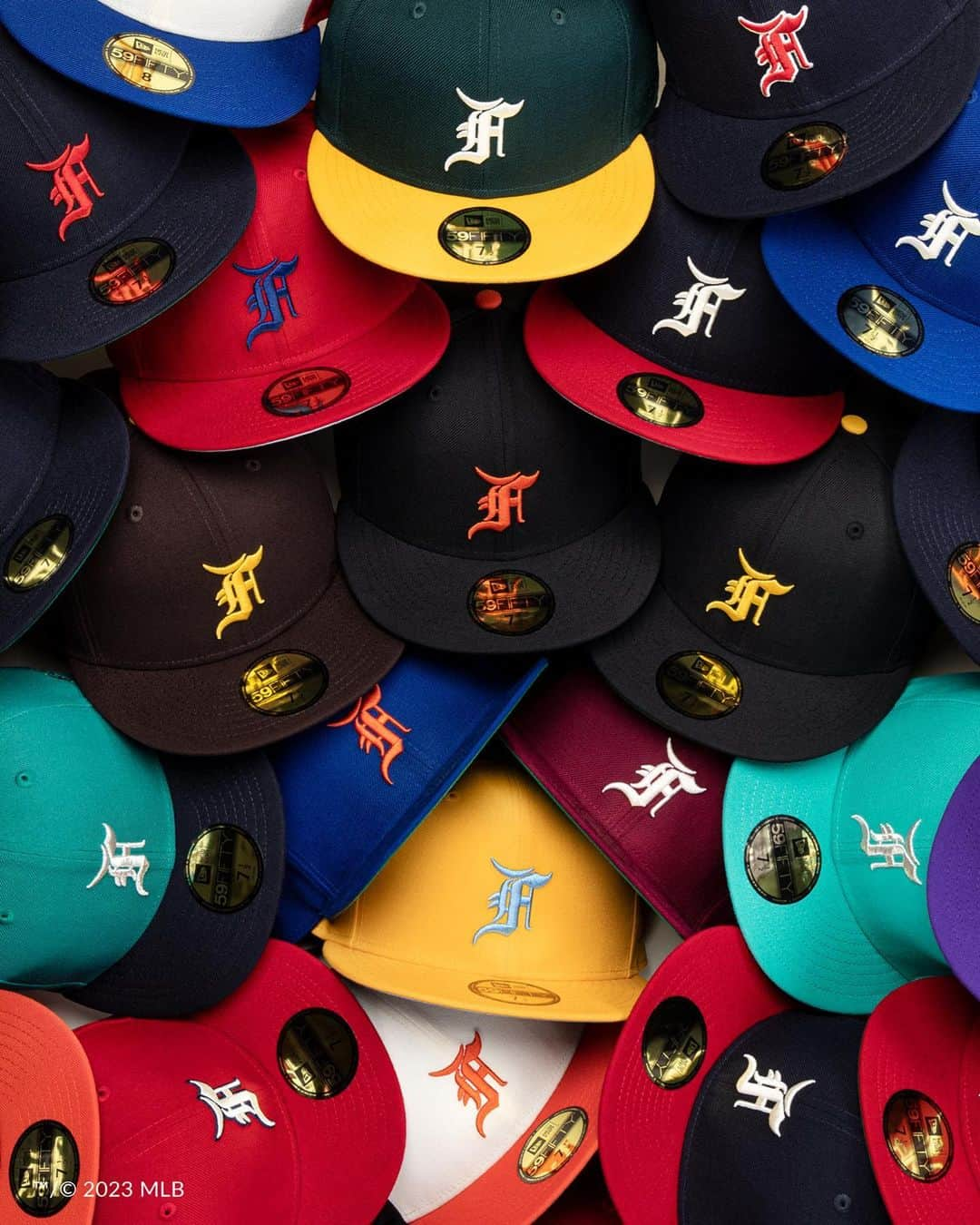 ニューエラ・キャップさんのインスタグラム写真 - (ニューエラ・キャップInstagram)「Fear of God Essentials and New Era introduce The Classic Collection 59FIFTY Fitted honoring Major League teams in their most iconic colorways. Available now at neweracap.com」7月11日 23時01分 - neweracap