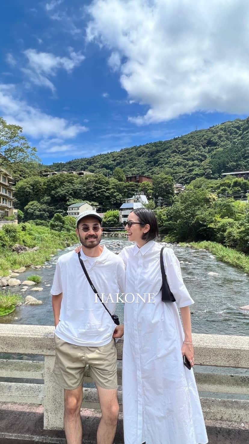 中田早保のインスタグラム：「. 箱根旅行🌿  お髭と2人で行くのは5年振り🫶🏻 新開拓できて大満足の旅になりました☺️🍡♨️ . #hakone#hakonejapan  #箱根旅行#箱根湯本」