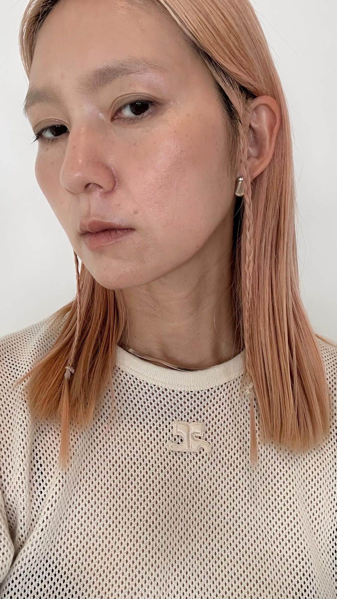 三苫愛のインスタグラム：「7.11.23ブリーチ風眉毛を細かく解説しましたー！ @diorbeauty のファンデ、良さそうです♪」