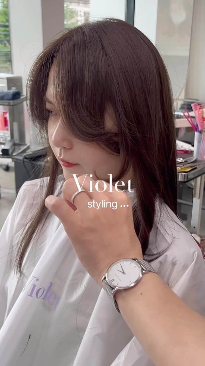 前原穂高のインスタグラム：「佐世保セミナーでの韓国ヘアレクチャー 大事なポイントはたったの3つ🙋‍♂️ ①トップにふんわりを作ること ②顔周りにレイヤーを入れること あとひとつは…  コメント欄に書くよ😂  #ヨシンモリ」