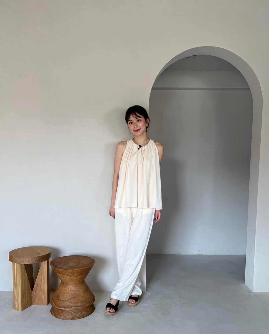 沖田愛加さんのインスタグラム写真 - (沖田愛加Instagram)「取材でした🌼 また告知します♡  素敵なスタジオでした♡ 衣装は、 @rabbit____2 ちゃんのブランドのお洋服です♡」7月11日 23時38分 - okita_aika