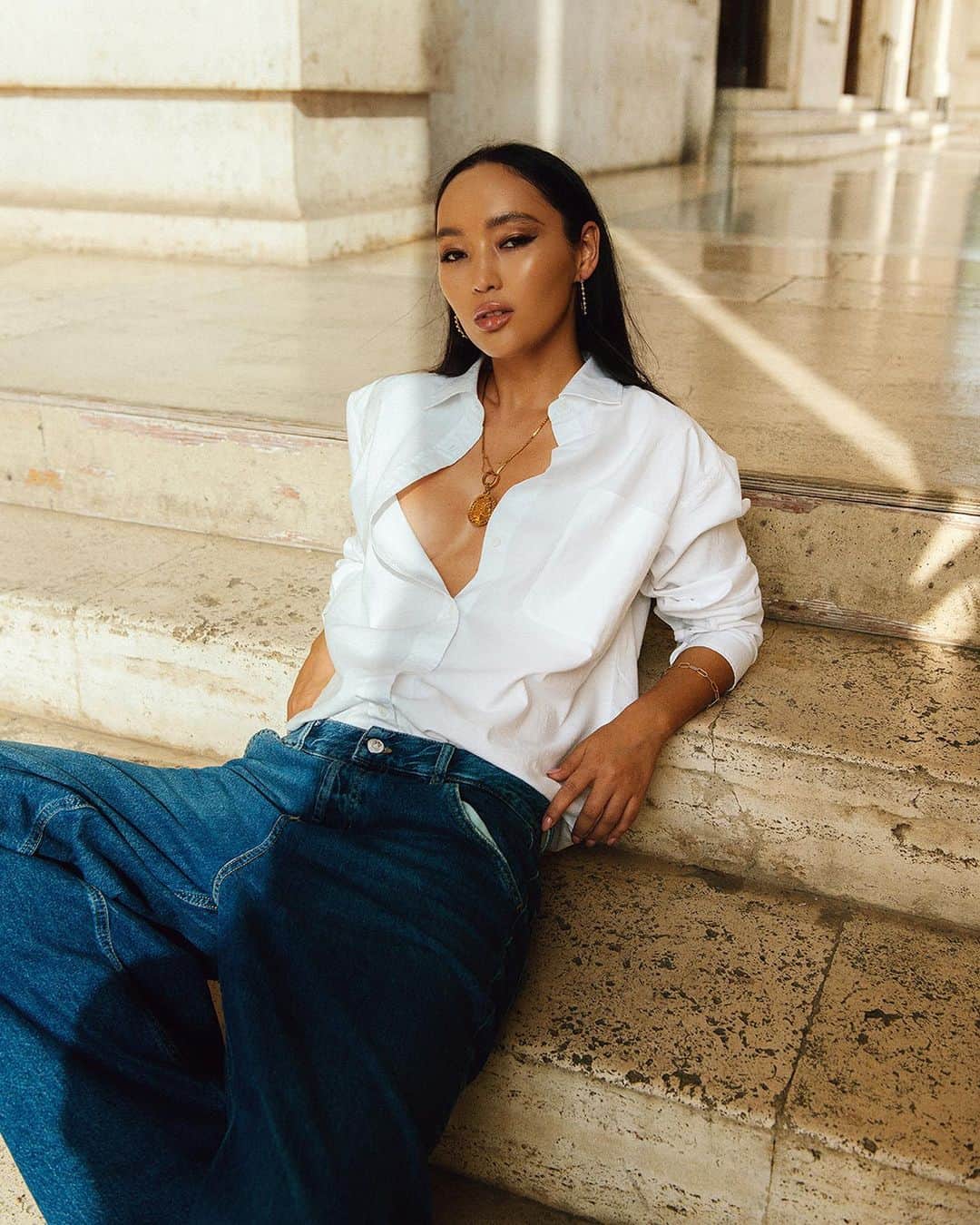 Tommy Hilfigerのインスタグラム：「A statement of sophistication. @KorlanMadi shines in the Oxford. Tap to shop.」