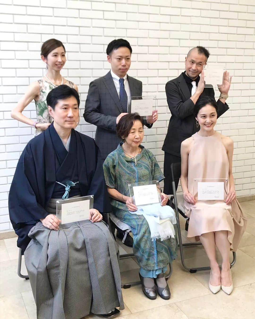 牧阿佐美バレヱ団さんのインスタグラム写真 - (牧阿佐美バレヱ団Instagram)「プリンシパル 青山 季可が《第53回舞踊批評家協会賞》を受賞し、都内で催された授賞式に出席しました。 @kikaaoyama_official  授賞理由：ローラン・プティ作品『ノートルダム・ド・パリ』において円熟した境地から巧みな表現を示し、『飛鳥ASUKA』で橘秋子・牧阿佐美の志を継ぐ姿勢を示したことに対して  #asamimakiballettokyo  #ballet  #balletdancer  #牧阿佐美バレヱ団」7月11日 16時35分 - asamimakiballettokyo